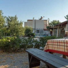 Отель Luxury Villa Karteros