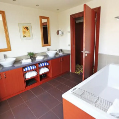 Отель Golden Tulip Villa Massalia ванная