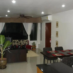 Апартаменты Naiharn Beach Road Apartment комната для гостей фото 2