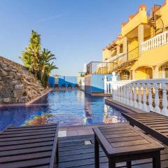 Отель Oasis de Cádiz Испания, Кониль-де-ла-Фронтера - отзывы, цены и фото номеров - забронировать отель Oasis de Cádiz онлайн бассейн фото 2