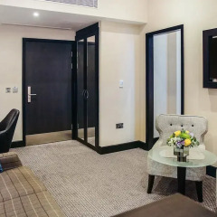 Отель The Westbourne Hyde Park 4* Люкс повышенной комфортности с различными типами кроватей фото 4