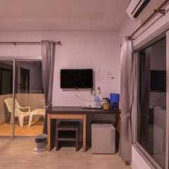 Отель Lanta Nice Beach House 2* Улучшенный номер фото 10