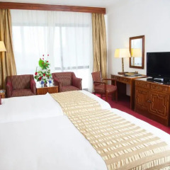 Отель Golden Tulip Flamenco 4* Стандартный номер с двуспальной кроватью фото 4