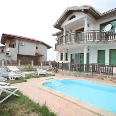 Отель Villas Arendoo with Private Pool Болгария, Генерал-Кантраджиево - отзывы, цены и фото номеров - забронировать отель Villas Arendoo with Private Pool онлайн бассейн фото 2