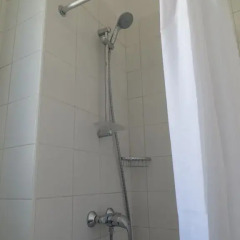 Отель Green Bungalows Hotel Apartments Кипр, Айя-Напа - 6 отзывов об отеле, цены и фото номеров - забронировать отель Green Bungalows Hotel Apartments онлайн ванная