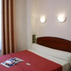 Hotel Saint Quentin 2* Стандартный номер с различными типами кроватей