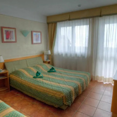 Отель La Roche Hotel Appartments Италия, Аоста - отзывы, цены и фото номеров - забронировать отель La Roche Hotel Appartments онлайн комната для гостей фото 2