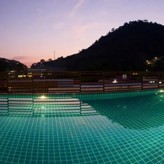 Отель Kris Residence Патонг бассейн фото 2