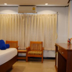 Отель Bangkok Condotel 3* Номер Делюкс с различными типами кроватей фото 9