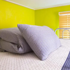 KW Hongdae Hostel Стандартный семейный номер с двуспальной кроватью фото 5