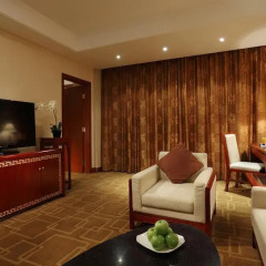 Capital Hotel 5* Люкс с различными типами кроватей фото 4
