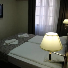 Гостиница Guest House Eurasia Номер Делюкс с различными типами кроватей фото 2