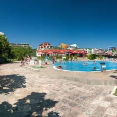 Апартаменты ПМГ Грийн Форт бассейн фото 3