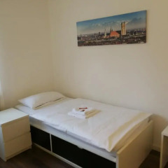Отель Boardinghouse München-Laim Германия, Мюнхен - отзывы, цены и фото номеров - забронировать отель Boardinghouse München-Laim онлайн комната для гостей фото 2