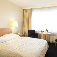 Relexa Hotel Stuttgarter Hof 4* Улучшенный номер с двуспальной кроватью фото 5