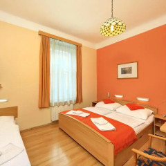 Отель Golden City 3* Стандартный номер с двуспальной кроватью фото 4