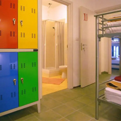 Hostel Colours Стандартный номер с двуспальной кроватью