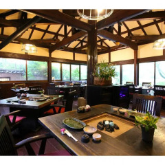 Отель Ryokan Aso no Shiki Минамиогуни гостиничный бар