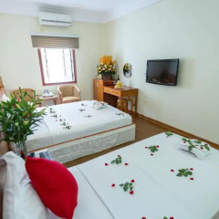 The Queen Hotel & Spa 3* Стандартный семейный номер с двуспальной кроватью фото 10