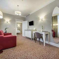 Ratonda Centrum Hotel 4* Люкс фото 11