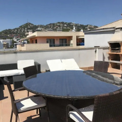 Отель Lloret De Mar Apartamento Испания, Льорет-де-Мар - отзывы, цены и фото номеров - забронировать отель Lloret De Mar Apartamento онлайн балкон