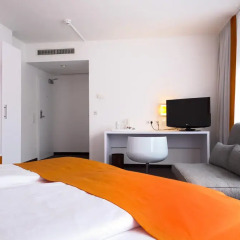 Отель Wyndham Garden Düsseldorf City Centre Königsallee Германия, Дюссельдорф - отзывы, цены и фото номеров - забронировать отель Wyndham Garden Düsseldorf City Centre Königsallee онлайн комната для гостей фото 5