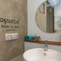 Barn And Bed Hostel Кровать в общем номере фото 10