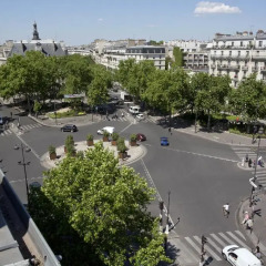 Отель Hipotel Paris Voltaire Bastille балкон