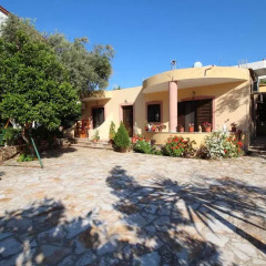 Отель Holiday Apartments Altini Албания, Ксамил - отзывы, цены и фото номеров - забронировать отель Holiday Apartments Altini онлайн парковка