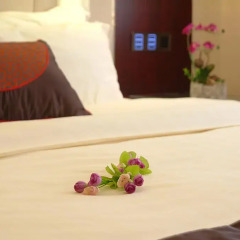 Guangdong Hotel 4* Номер Комфорт с различными типами кроватей