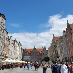 Отель Gdansk Deluxe Apartments Польша, Гданьск - отзывы, цены и фото номеров - забронировать отель Gdansk Deluxe Apartments онлайн спортивное сооружение