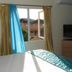 Отель Kingston Paradise Place Guesthouse Люкс с различными типами кроватей фото 2