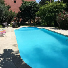 Отель B&B Le Jardin Колоньо-Монцезе бассейн