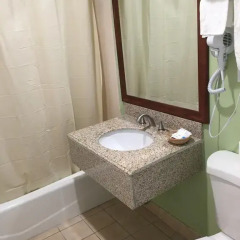 Отель American Inn & Suites LAX Airport 2* Стандартный номер с различными типами кроватей фото 8