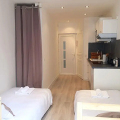 Апартаменты Studio Paris Apartment - Jobs Париж в номере
