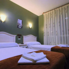 Отель Hostal Regio Номер категории Эконом с различными типами кроватей фото 8