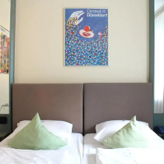 Monopol Hotel Дюссельдорф комната для гостей фото 3
