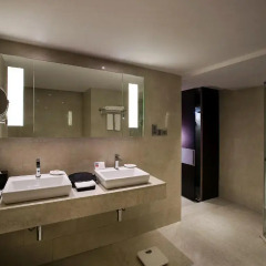 Отель The LaLiT New Delhi 5* Номер Делюкс с различными типами кроватей