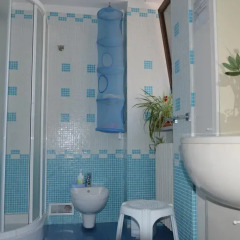 Отель B&B Delle Rondini Альберобелло ванная