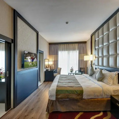 Grandeur Hotel 4* Представительский номер с различными типами кроватей фото 10