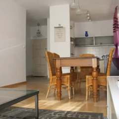 Отель Barbakan Apartament Old Town Улучшенные апартаменты с различными типами кроватей фото 3