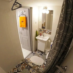Friends Hostel and Apartments Budapest Стандартный номер с 2 отдельными кроватями фото 4