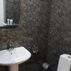 Crossway Tbilisi Hotel 3* Стандартный номер с различными типами кроватей фото 4