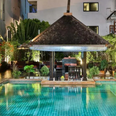 Sunbeam Hotel Pattaya бассейн