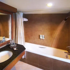 Floral Hotel Lakeview Koh Samui 3* Улучшенный номер с различными типами кроватей фото 4