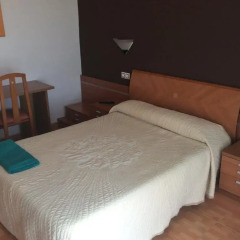 Отель Hostal Juli комната для гостей фото 4