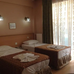 Yalta Hotel комната для гостей