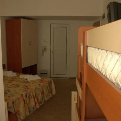 Hotel Elit 2* Стандартный семейный номер с двуспальной кроватью фото 2