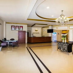 Bin Majid Acacia Hotel and Apartments интерьер отеля