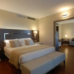 Отель Ramada Plaza Milan 4* Люкс фото 3